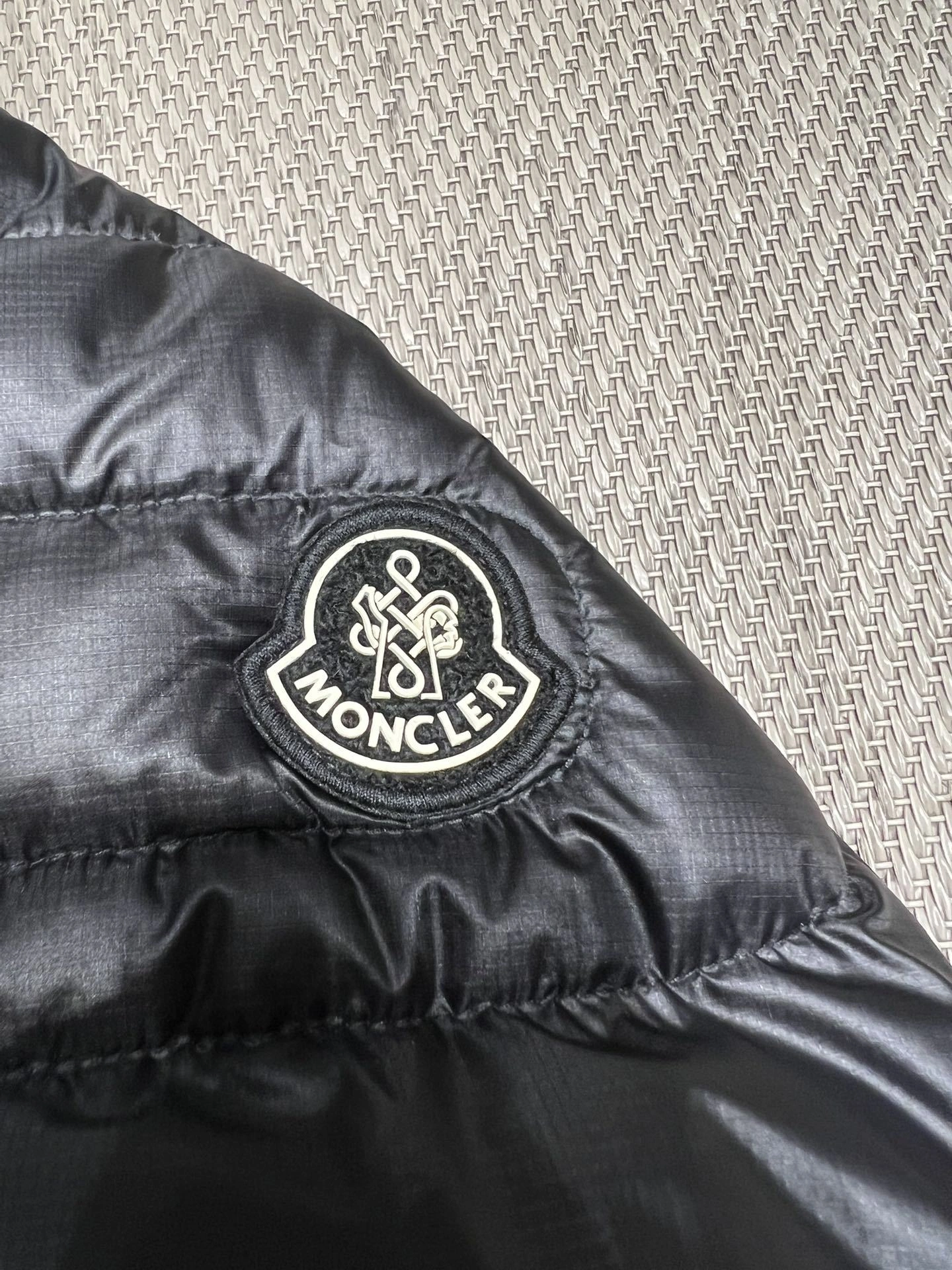 wg.luxury-- 7o9385r Down jacket white goose down item:E-F140J2126H